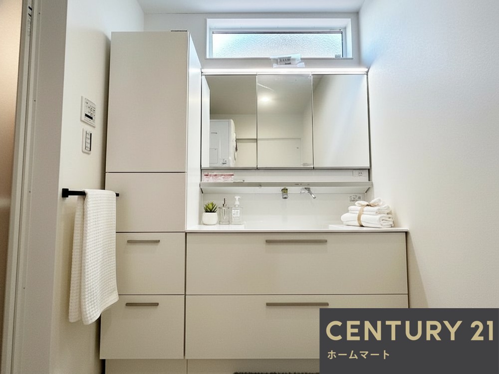 新築戸建 一戸建て堺市西区浜寺諏訪森町西 全１邸 一戸建ての詳細情報 大阪府堺市西区浜寺諏訪森町西４ 写真11 センチュリー21ホームマート