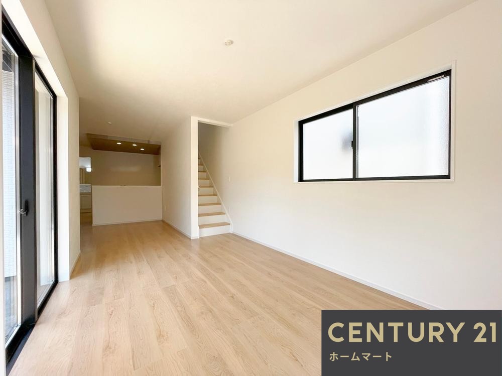 新築戸建 一戸建て豊中市服部寿町 全4邸 一戸建て 第1期の詳細情報 大阪府豊中市服部寿町１ 写真3 センチュリー21ホームマート