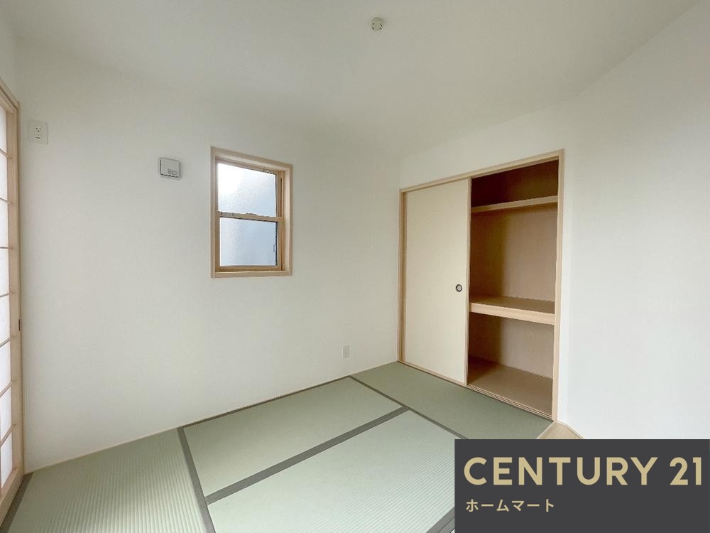 新築戸建 一戸建て池田市畑５丁目 全３邸 一戸建て第15の詳細情報 大阪府池田市畑５ 写真6 センチュリー21ホームマート