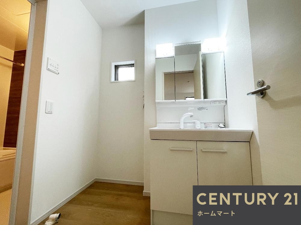 新築戸建 一戸建て京都市伏見区桃山与五郎町 第３期 一戸建て の詳細情報 京都府京都市伏見区桃山与五郎町 写真12 センチュリー21ホームマート