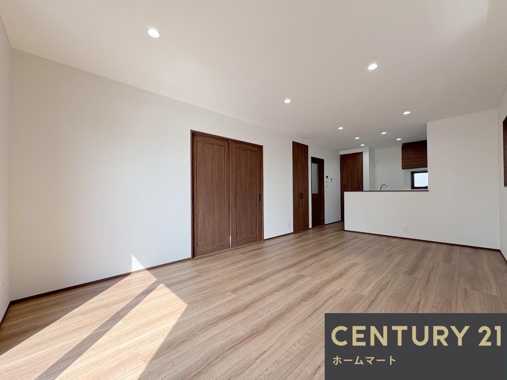 新築戸建 NEW一戸建て太秦緑が丘（寝屋川市駅） 4480万円の詳細情報 大阪府寝屋川市太秦緑が丘 写真3 センチュリー21ホームマート