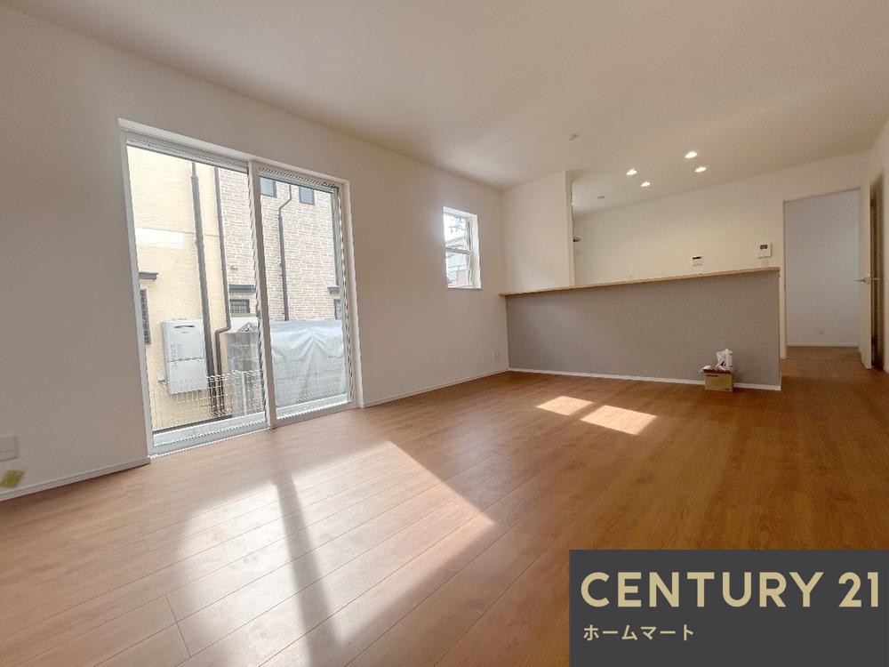 新築戸建 一戸建て池田市渋谷３丁目 全1邸 一戸建ての詳細情報 大阪府池田市渋谷３ 写真3 センチュリー21ホームマート