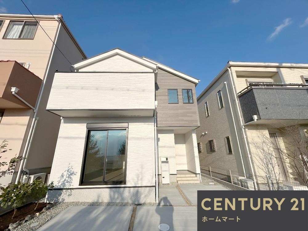新築戸建 一戸建て箕面市森町中 全１邸 一戸建ての詳細情報 大阪府箕面市森町中１ 写真2 センチュリー21ホームマート