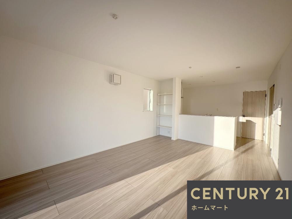 新築戸建 一戸建て箕面市森町中 全１邸 一戸建ての詳細情報 大阪府箕面市森町中１ 写真3 センチュリー21ホームマート