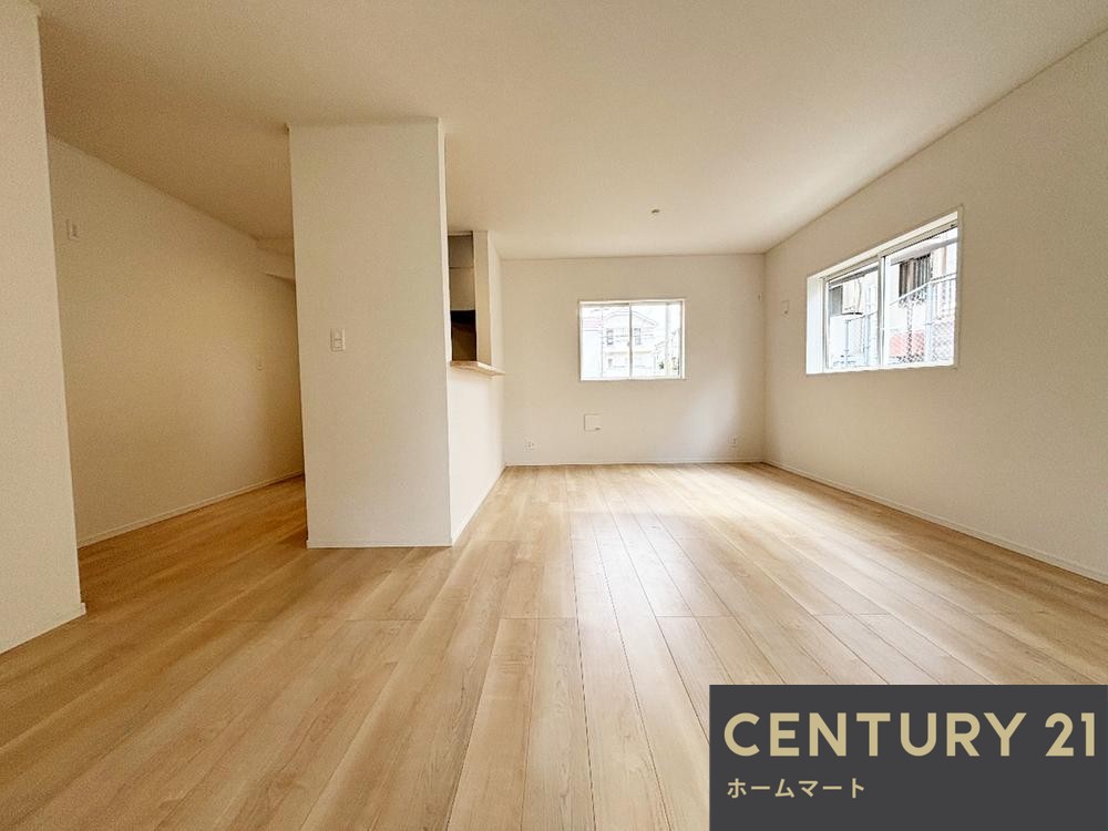 新築戸建 一戸建て大和郡山市満願寺町 限定1邸 一戸建て第1期の詳細情報 奈良県大和郡山市満願寺町 写真3 センチュリー21ホームマート