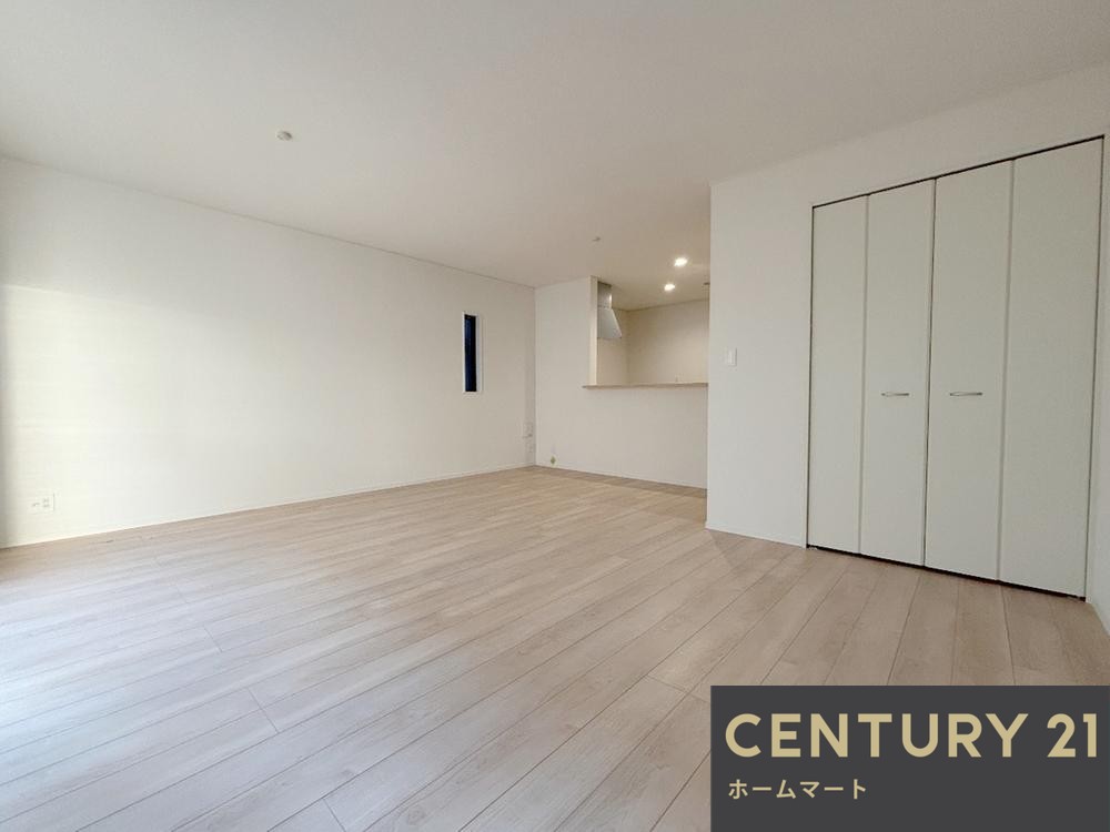 新築戸建 一戸建て寝屋川市小路北町 全4邸 一戸建て 第5の詳細情報 大阪府寝屋川市小路北町 写真3 センチュリー21ホームマート