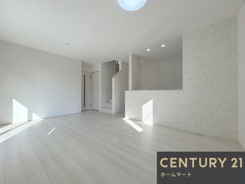 新築戸建 一戸建てHeartful - Town 神戸市北区鈴蘭台西町 全１邸の詳細情報 兵庫県神戸市北区鈴蘭台西町３ 写真7 センチュリー21ホームマート