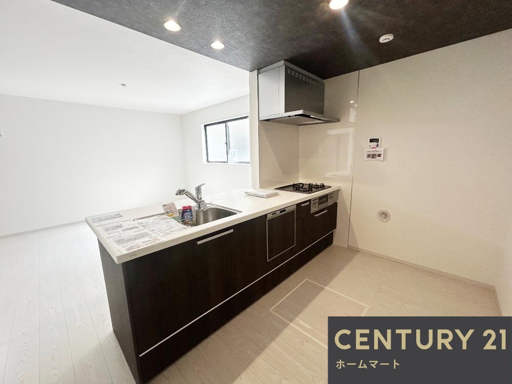 新築戸建 NEW一戸建て浜甲子園１（甲子園駅） 4998万円～5398万円の詳細情報 兵庫県西宮市浜甲子園１ 写真5 センチュリー21ホームマート