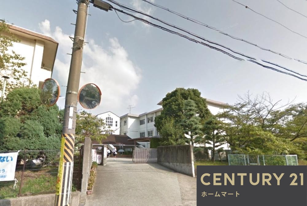 新築戸建 一戸建て生駒市中菜畑2丁目 全6邸 一戸建て第1期の詳細情報 奈良県生駒市中菜畑２ 写真20 センチュリー21ホームマート