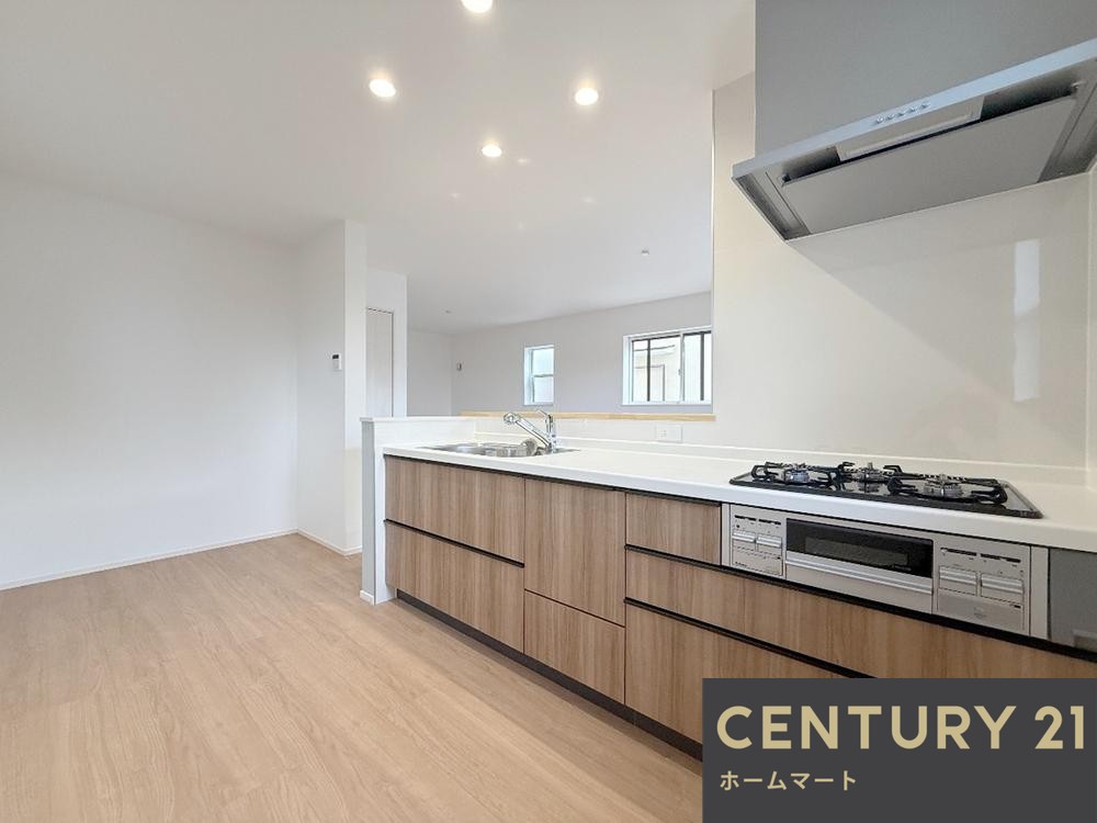 新築戸建 一戸建て津之江町２（摂津富田駅） 3480万円の詳細情報 大阪府高槻市津之江町２ 写真4 センチュリー21ホームマート