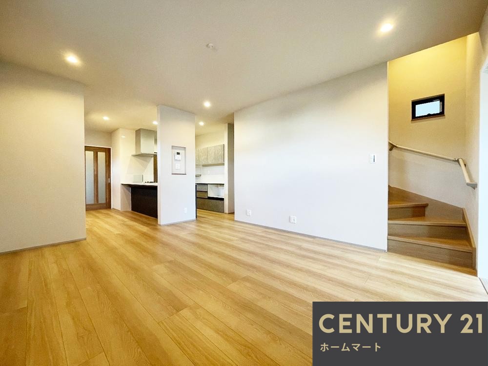 新築戸建 一戸建て平尾 4260万円の詳細情報 大阪府堺市美原区平尾 写真3 センチュリー21ホームマート