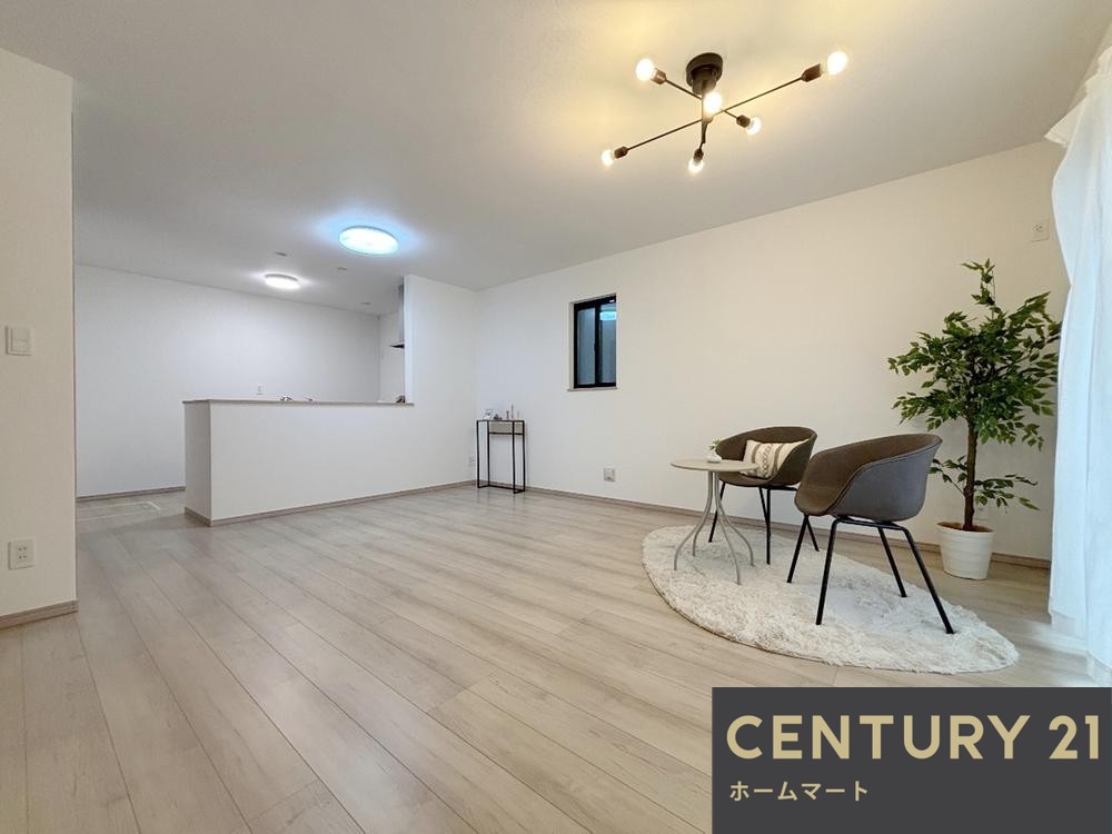 新築戸建 一戸建て枚方市東香里 全2邸 一戸建ての詳細情報 大阪府枚方市東香里１ 写真3 センチュリー21ホームマート