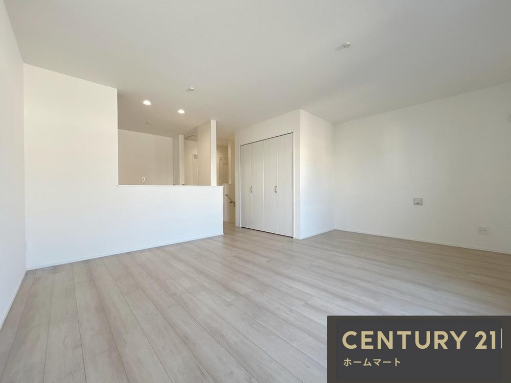 新築戸建 NEW一戸建て永代町２（寺地町駅） 3890万円の詳細情報 大阪府堺市堺区永代町２ 写真3 センチュリー21ホームマート