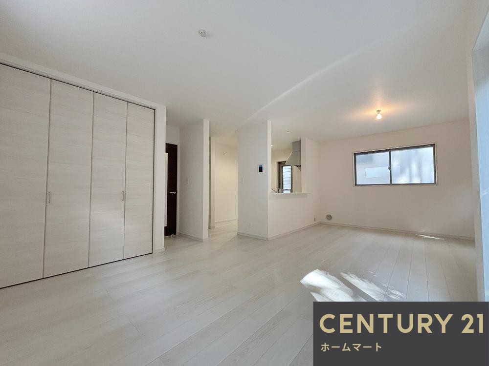 新築戸建 一戸建て枚方市楠葉野田３丁目 全４邸 一戸建ての詳細情報 大阪府枚方市楠葉野田３ 写真3 センチュリー21ホームマート