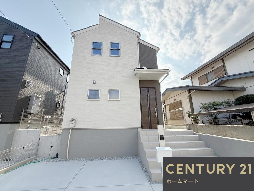 新築戸建 一戸建て堺市南区槇塚台 全２邸 一戸建ての詳細情報 大阪府堺市南区槇塚台２ 写真2 センチュリー21ホームマート