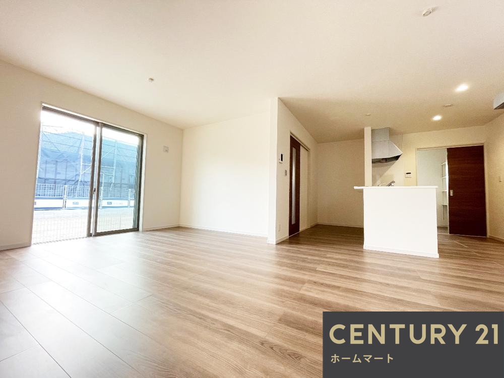 新築戸建 一戸建て生駒郡斑鳩町龍田3丁目 全4邸 一戸建て第2.3期の詳細情報 奈良県生駒郡斑鳩町龍田３ 写真3 センチュリー21ホームマート