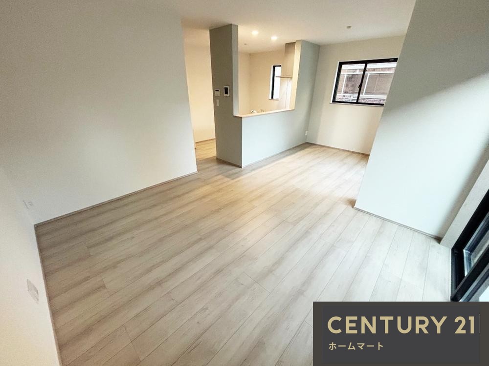 新築戸建 NEW一戸建て高石市高師浜 全１邸 一戸建ての詳細情報 大阪府高石市高師浜２ 写真3 センチュリー21ホームマート