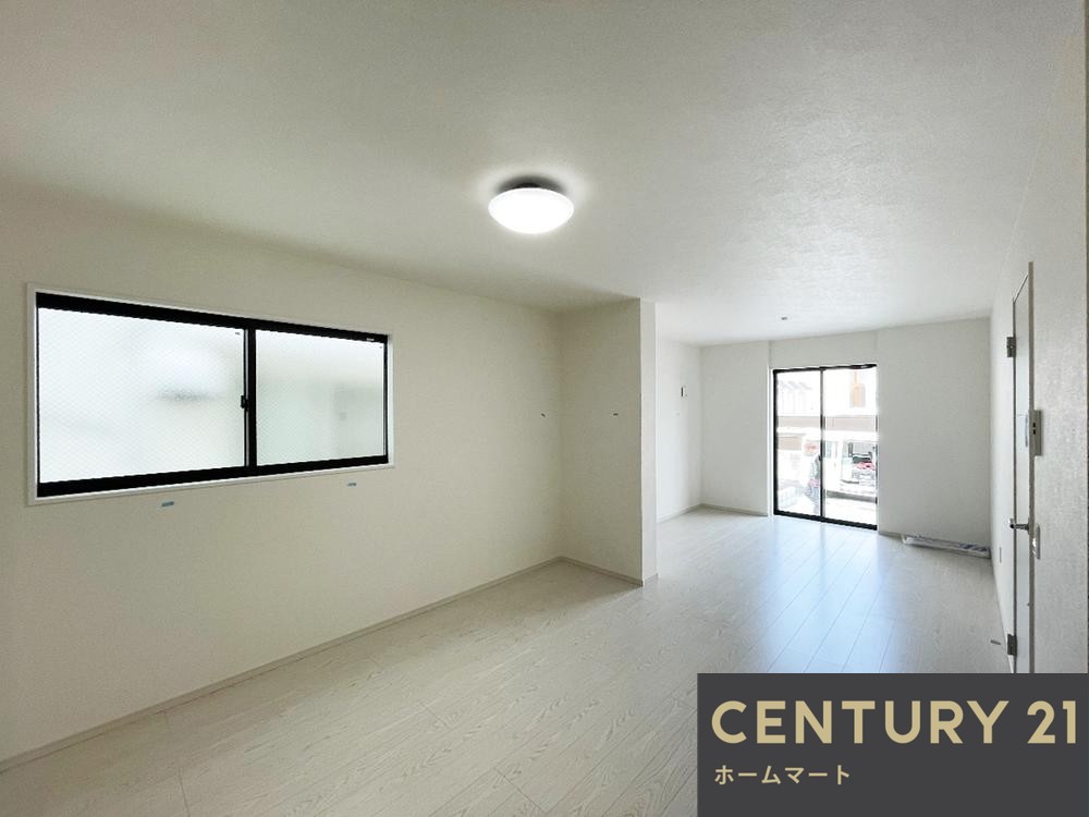 新築戸建 NEW一戸建て塚口町６（塚口駅） 5598万円～5698万円の詳細情報 兵庫県尼崎市塚口町６ 写真11 センチュリー21ホームマート