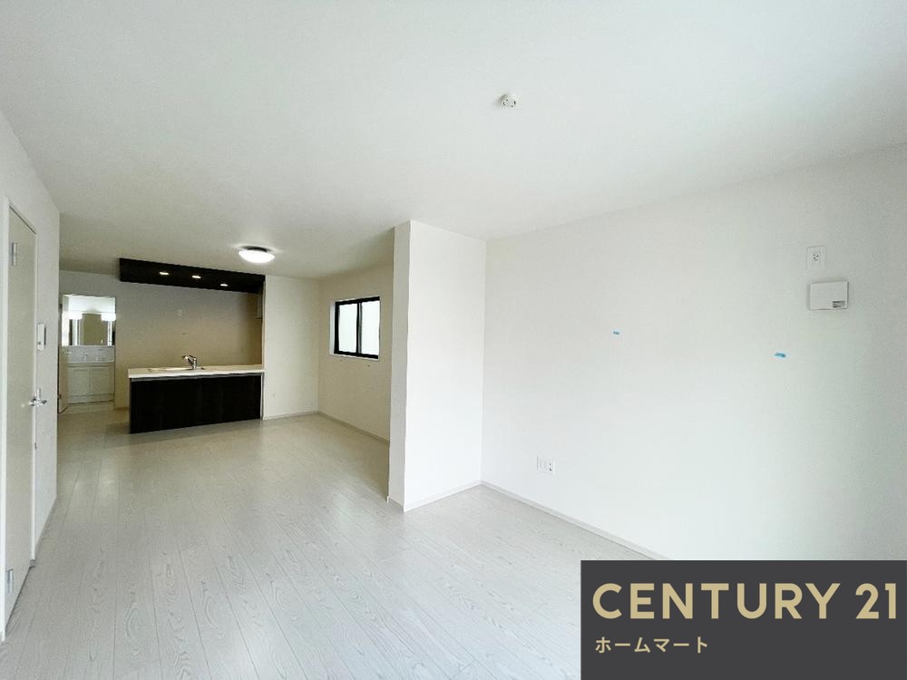 新築戸建 NEW一戸建て塚口町６（塚口駅） 5598万円～5698万円の詳細情報 兵庫県尼崎市塚口町６ 写真4 センチュリー21ホームマート